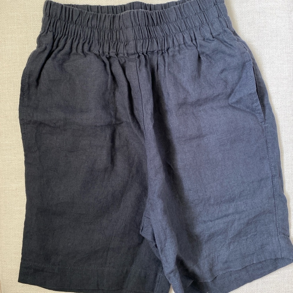 notPERFECTLINEN Dark Gray Blue 6” High Rise Linen Shorts - Picture 2 of 12